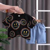 تیشرت و شلوارک استیکر بچگانه