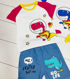 ست تیشرت و شلوارک بچگانه مدل دایناسور فضانورد