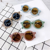 عینک آفتابی بچگانه