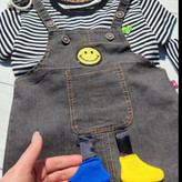 ست تیشرت و بیلرسوت استیکر بچگانه