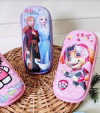 جامدادی دخترانه طرح برجسته کیتی، فروزن، سگ های نگهبان