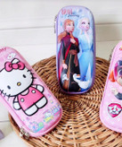 جامدادی دخترانه طرح برجسته کیتی، فروزن، سگ های نگهبان