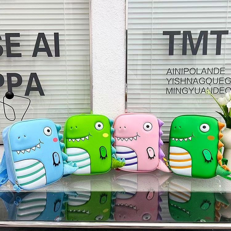 کوله پشتی دایناسوری بچگانه