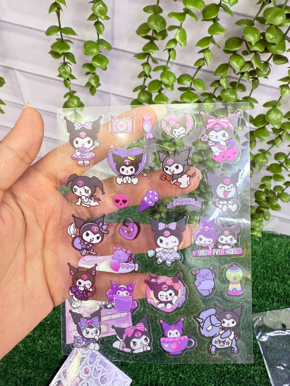 استیکر کرومی