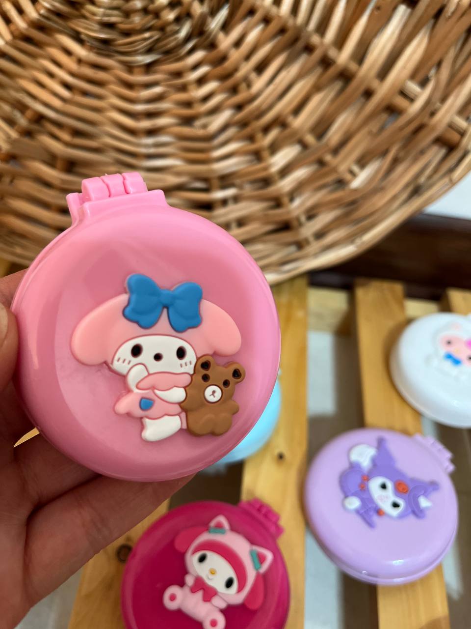 آینه و برس کرومی