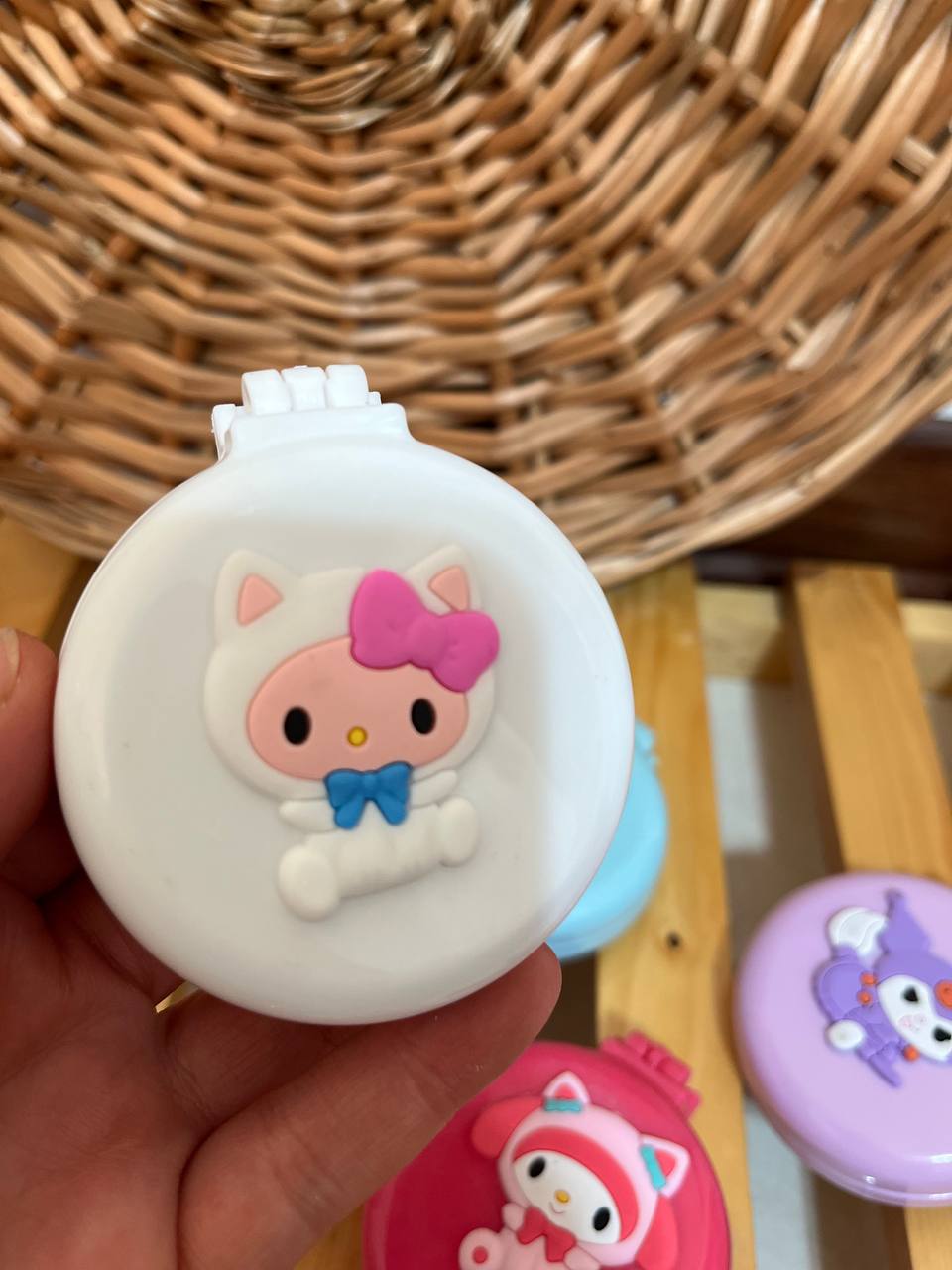 آینه و برس کرومی